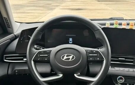 Hyundai Elantra, 2023 год, 1 570 000 рублей, 18 фотография