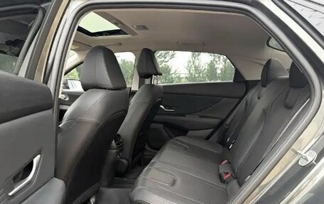 Hyundai Elantra, 2023 год, 1 570 000 рублей, 13 фотография