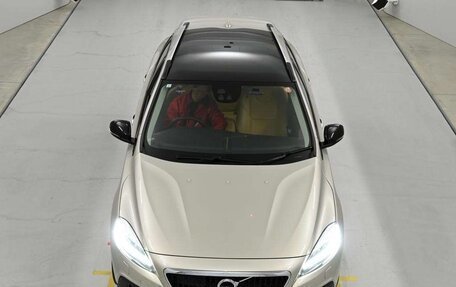 Volvo V40 II рестайлинг, 2019 год, 978 009 рублей, 2 фотография
