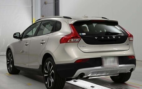 Volvo V40 II рестайлинг, 2019 год, 978 009 рублей, 5 фотография