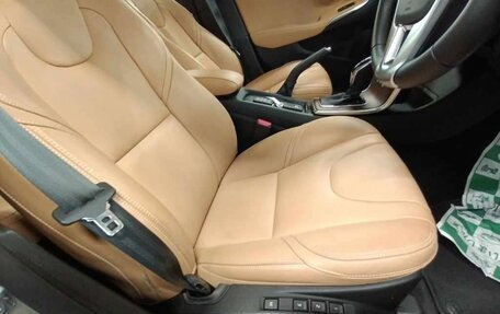 Volvo V40 II рестайлинг, 2019 год, 978 009 рублей, 10 фотография
