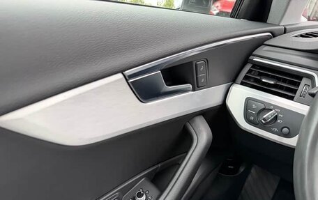 Audi A4, 2022 год, 1 987 009 рублей, 7 фотография