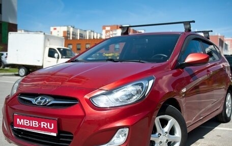 Hyundai Solaris II рестайлинг, 2011 год, 750 000 рублей, 1 фотография
