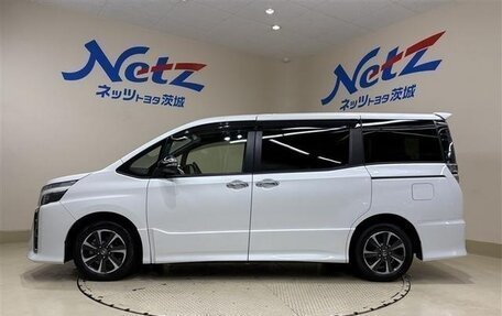 Toyota Voxy III, 2021 год, 1 637 009 рублей, 8 фотография
