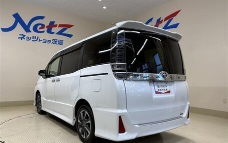 Toyota Voxy III, 2021 год, 1 637 009 рублей, 7 фотография