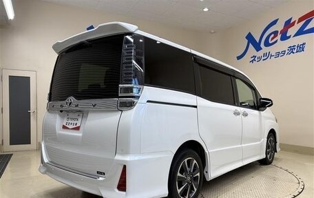 Toyota Voxy III, 2021 год, 1 637 009 рублей, 5 фотография