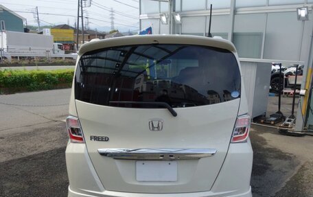 Honda Freed I, 2014 год, 877 000 рублей, 5 фотография