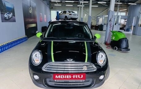 MINI Hatch, 2013 год, 880 000 рублей, 2 фотография