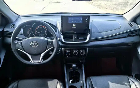 Toyota Yaris XP150 рестайлинг, 2023 год, 1 241 002 рублей, 7 фотография