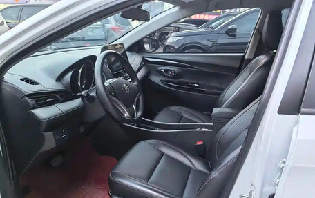 Toyota Yaris XP150 рестайлинг, 2023 год, 1 241 002 рублей, 6 фотография