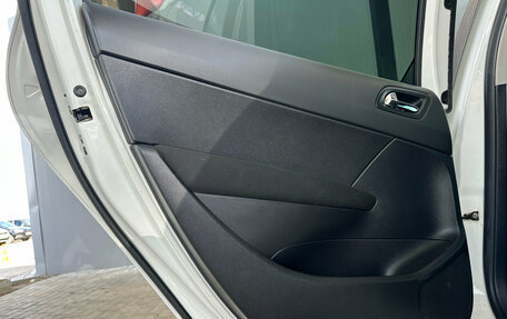 Peugeot 308 II, 2011 год, 370 000 рублей, 18 фотография