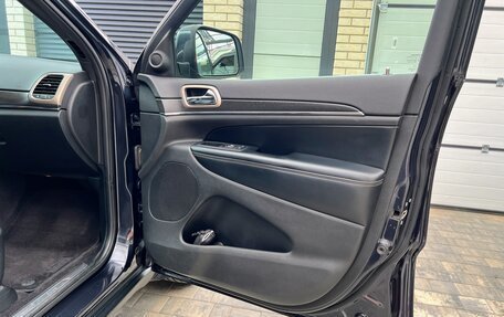 Jeep Grand Cherokee, 2016 год, 3 390 000 рублей, 17 фотография