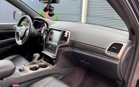 Jeep Grand Cherokee, 2016 год, 3 390 000 рублей, 21 фотография