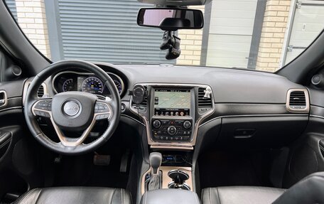 Jeep Grand Cherokee, 2016 год, 3 390 000 рублей, 26 фотография