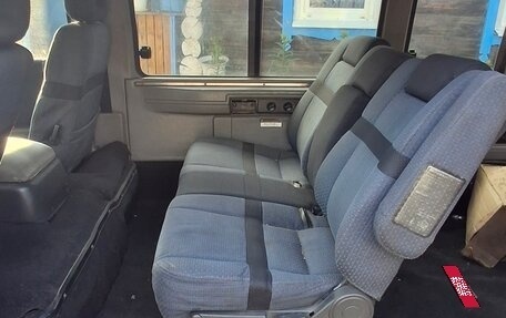 Ford Spectron, 1993 год, 270 000 рублей, 6 фотография