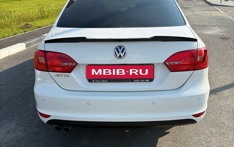 Volkswagen Jetta VI, 2011 год, 1 200 000 рублей, 4 фотография