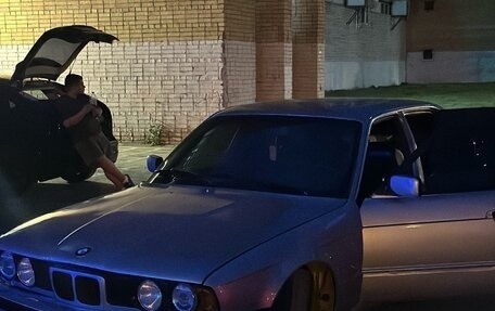 BMW 5 серия, 1993 год, 430 000 рублей, 4 фотография