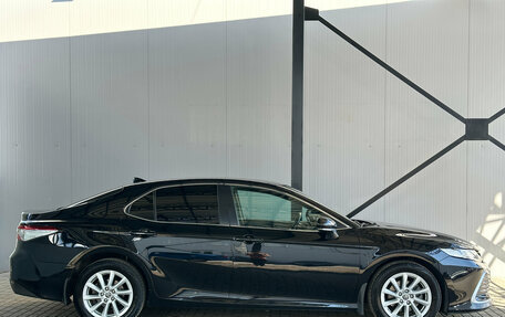 Toyota Camry, 2021 год, 2 650 000 рублей, 10 фотография