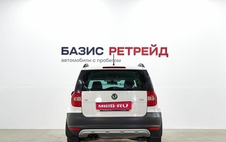 Skoda Yeti I рестайлинг, 2013 год, 999 000 рублей, 6 фотография