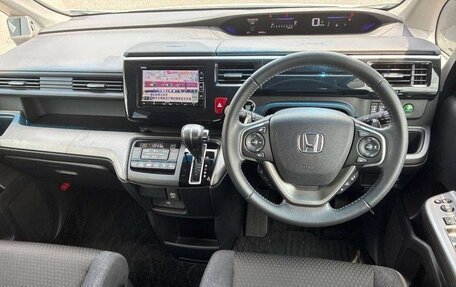 Honda Stepwgn IV, 2021 год, 2 000 200 рублей, 6 фотография