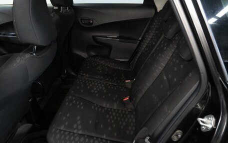 Toyota Ractis II, 2013 год, 999 000 рублей, 16 фотография