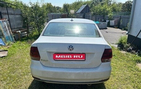 Volkswagen Polo VI (EU Market), 2015 год, 450 000 рублей, 4 фотография