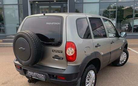 Chevrolet Niva I рестайлинг, 2015 год, 565 000 рублей, 4 фотография