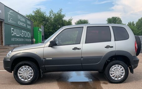 Chevrolet Niva I рестайлинг, 2015 год, 565 000 рублей, 8 фотография
