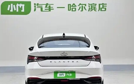 Hyundai Elantra, 2023 год, 1 520 000 рублей, 5 фотография