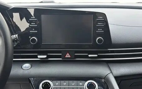 Hyundai Elantra, 2023 год, 1 520 000 рублей, 31 фотография