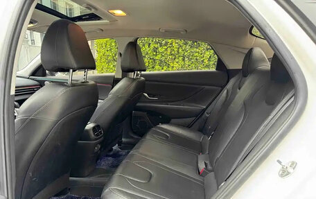 Hyundai Elantra, 2022 год, 1 060 006 рублей, 10 фотография