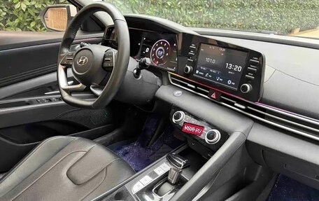 Hyundai Elantra, 2022 год, 1 060 006 рублей, 7 фотография