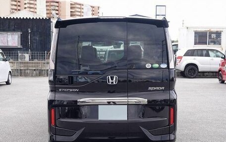 Honda Stepwgn IV, 2021 год, 1 989 000 рублей, 4 фотография