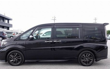 Honda Stepwgn IV, 2021 год, 1 989 000 рублей, 2 фотография