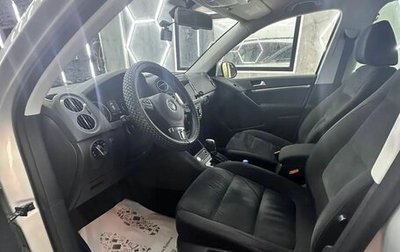 Volkswagen Tiguan I, 2013 год, 1 800 000 рублей, 1 фотография