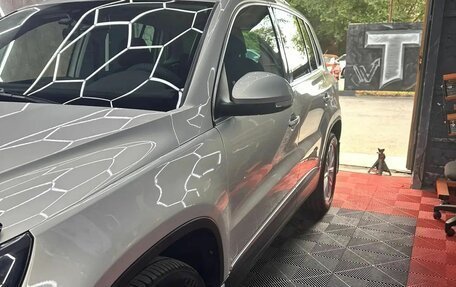 Volkswagen Tiguan I, 2013 год, 1 800 000 рублей, 3 фотография