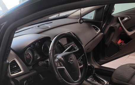 Opel Astra J, 2013 год, 700 000 рублей, 6 фотография