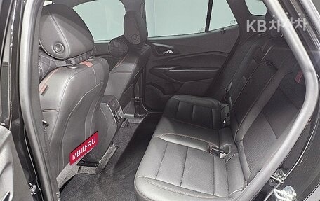 Chevrolet Trax, 2023 год, 1 390 005 рублей, 8 фотография