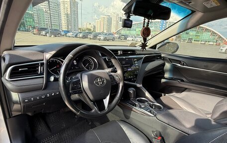 Toyota Camry, 2019 год, 3 250 000 рублей, 5 фотография