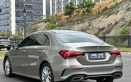 Mercedes-Benz A-Класс, 2022 год, 1 500 000 рублей, 3 фотография