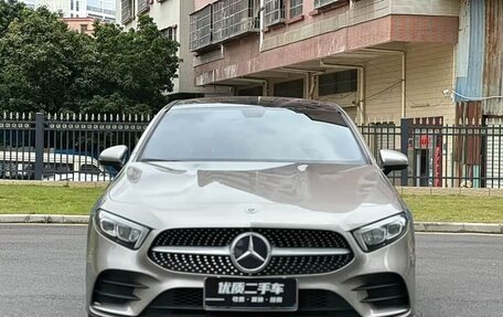Mercedes-Benz A-Класс, 2022 год, 1 500 000 рублей, 2 фотография