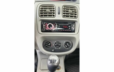 Renault Symbol I, 2004 год, 349 000 рублей, 13 фотография