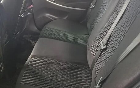 Hyundai Solaris II рестайлинг, 2012 год, 720 000 рублей, 4 фотография