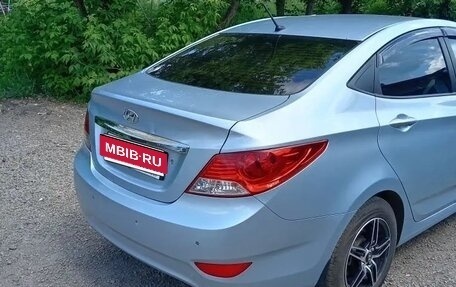 Hyundai Solaris II рестайлинг, 2012 год, 720 000 рублей, 5 фотография