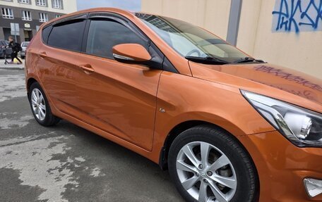 Hyundai Solaris II рестайлинг, 2015 год, 1 380 000 рублей, 5 фотография