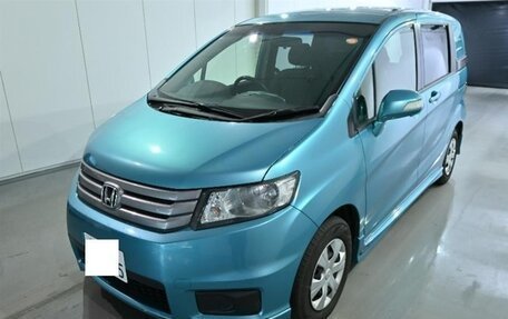 Honda Freed I, 2013 год, 695 000 рублей, 3 фотография