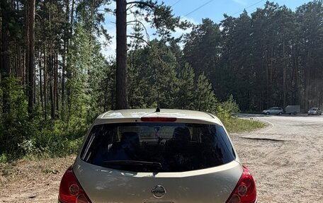 Nissan Tiida, 2005 год, 470 000 рублей, 2 фотография