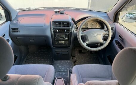 Toyota Gaia, 2000 год, 590 000 рублей, 7 фотография