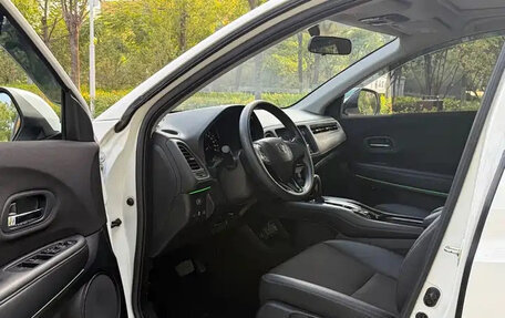 Honda Vezel, 2022 год, 1 564 000 рублей, 6 фотография