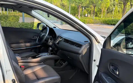 Honda Vezel, 2022 год, 1 564 000 рублей, 9 фотография